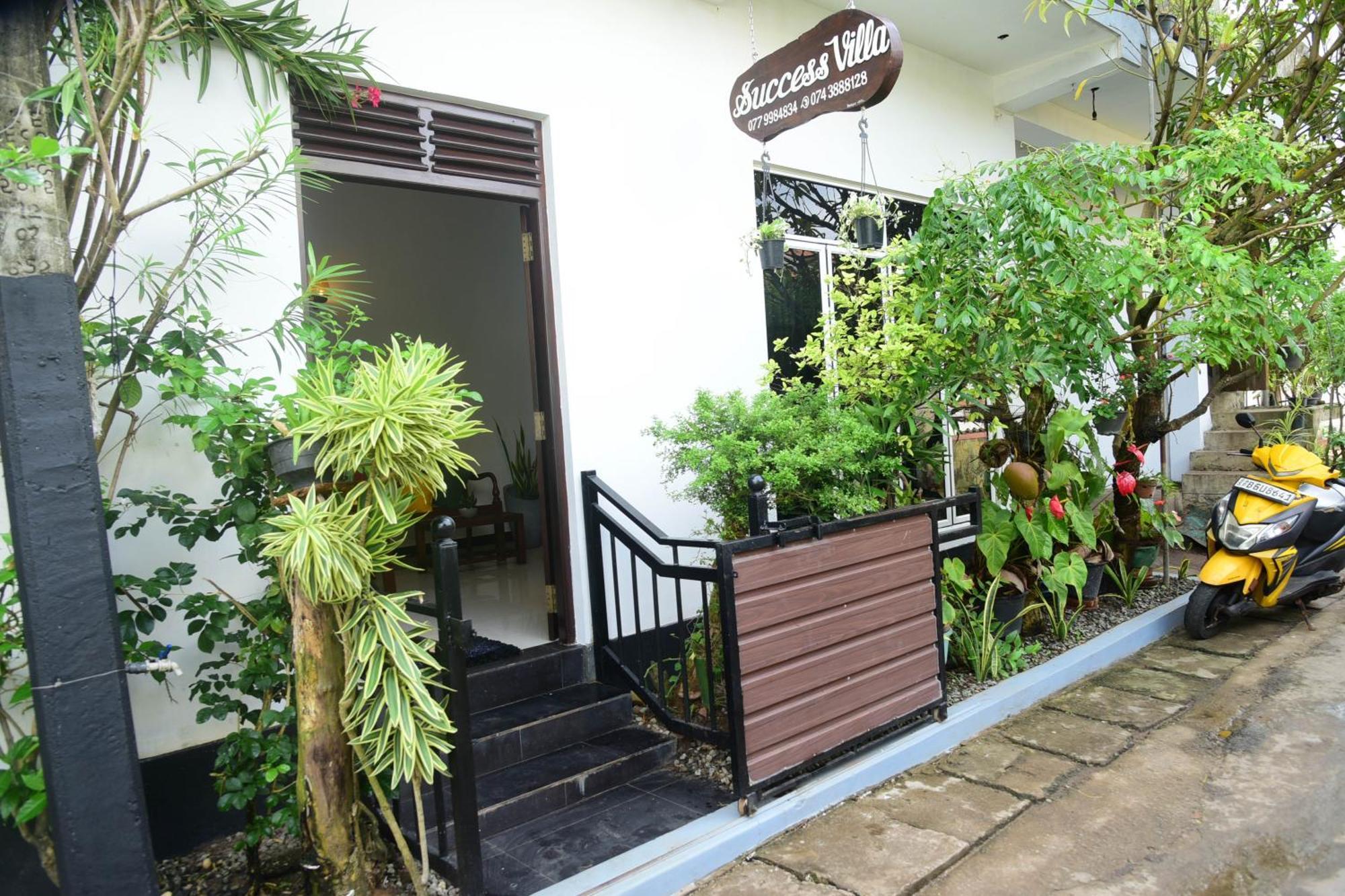 Success Villa 希克杜沃 外观 照片